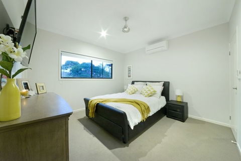 Laguna Views - Accommodation Australia 2