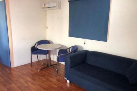 Colonial Palms Motel - Accommodation Australia 6