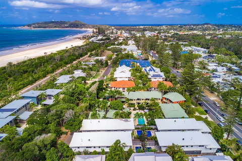 A PERFECT STAY - KoKo's Beach Houses 1 And 2 - Australia Shopping 2