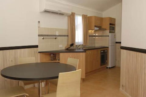 Longreach Tourist Park Caravan Park - Accommodation Australia 6