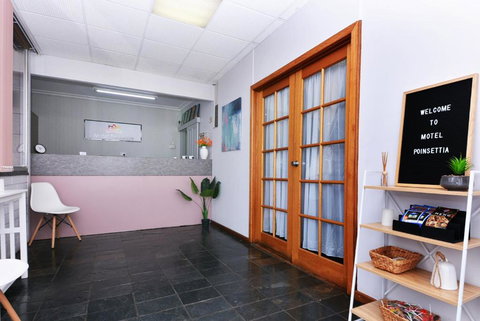 Motel Poinsettia - Accommodation Australia 3