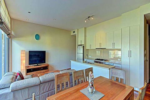 Aqua Viva 2 - Accommodation Australia 4