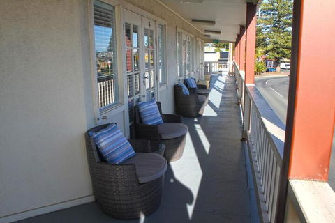 Smugglers Inn Studio Apartments - Australia Shopping 4