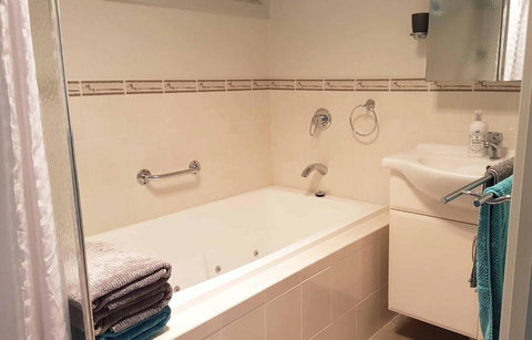 Admirals Inn - Local Tourism 4