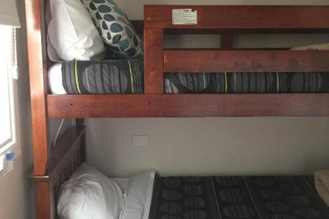 Snake Valley Hotel - Australia Shopping 6