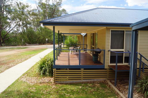 Tooleybuc River Retreat Villas - Australia Shopping 3