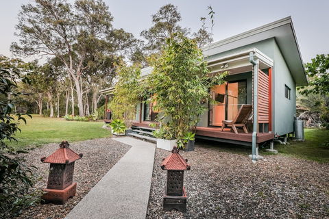 Agnes Water Stays - Bed n Breakfasts 0
