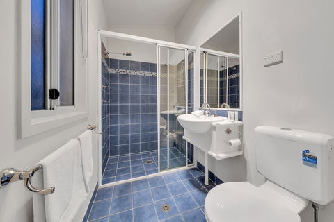 Ingenia Holidays Avina - Australia Shopping 6