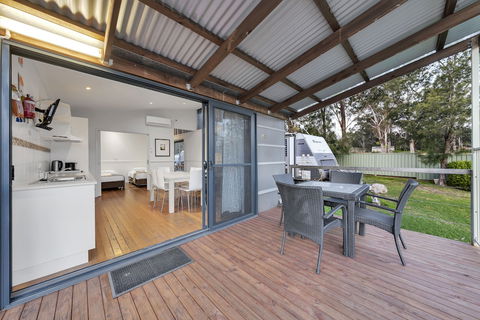 Ingenia Holidays Avina - Australia Shopping 1