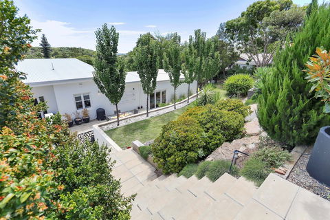 Barossa White House - Local Tourism 5