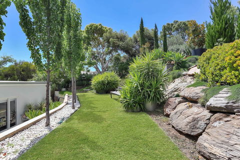 Barossa White House - Local Tourism 2