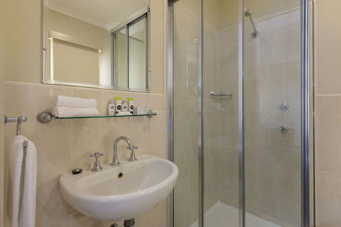 Prince Of Wales Motel - Local Tourism 4