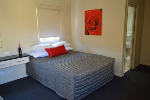 Prince Of Wales Motel - Local Tourism 2