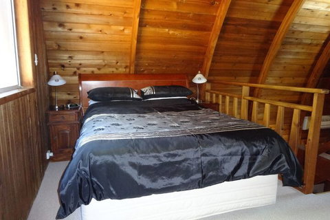Jarrah Glen Cabins - Bed n Breakfasts 1