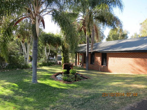 Kalbarri Tudor Holiday Park - Accommodation Australia 6