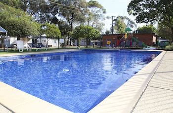 Nagambie Caravan Park & Motel - Bed n Breakfasts 5