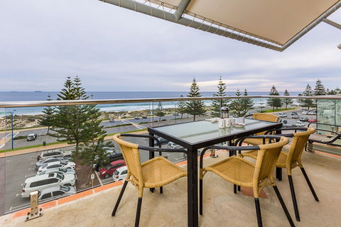 The White Pearl Penthouse - Accommodation Australia 1
