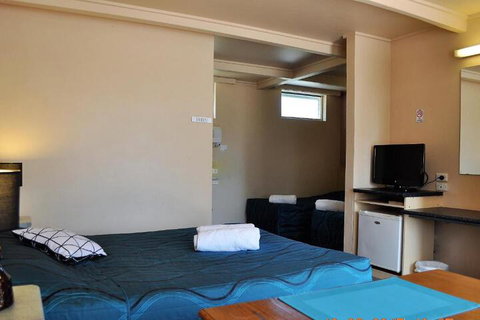 Sunflower Motel - Accommodation Australia 1