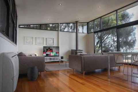 Apollos View Accommodation - Local Tourism 2