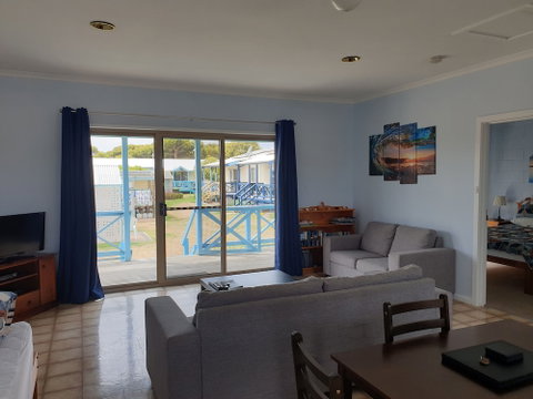 Marion Bay Holiday Villas - Australia Shopping 1