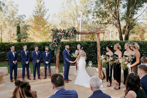 Mistinthegumtrees Eco Luxury Cabins - Australia Shopping 4