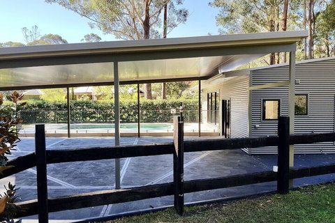 Mistinthegumtrees Eco Luxury Cabins - Australia Shopping 5