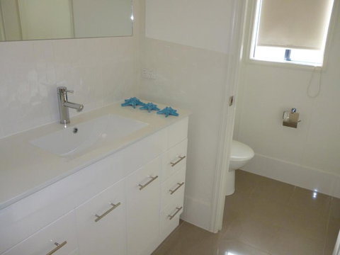 Lords Retreat - Australia Shopping 6