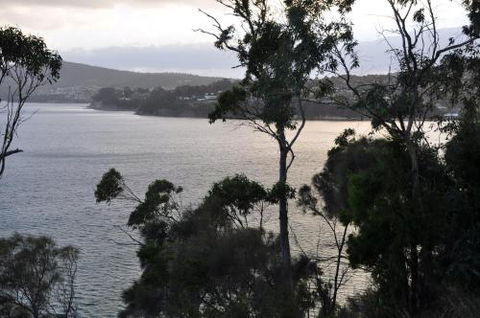 Rivermouth On Kingston Beach - Local Tourism 6