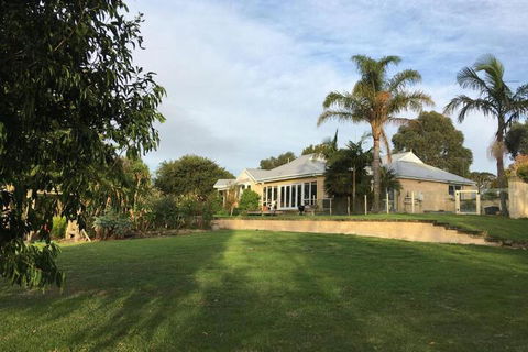 Wonderland Hobby Farm - Accommodation Australia 3