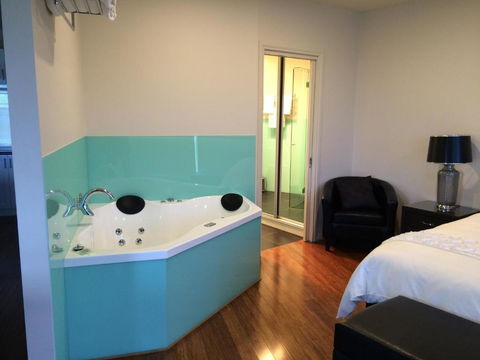 The Red Stag - Local Tourism 4