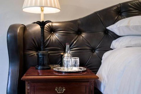 Holyrood House - Accommodation Australia 3