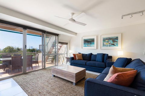 Comfortable & Stylish With Rooftop Spa - Accommodation Australia 6