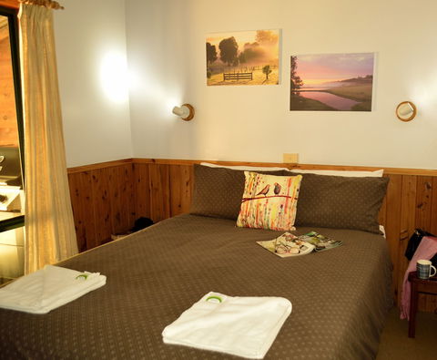 Diamond Forest Farm Stay - Accommodation Australia 4