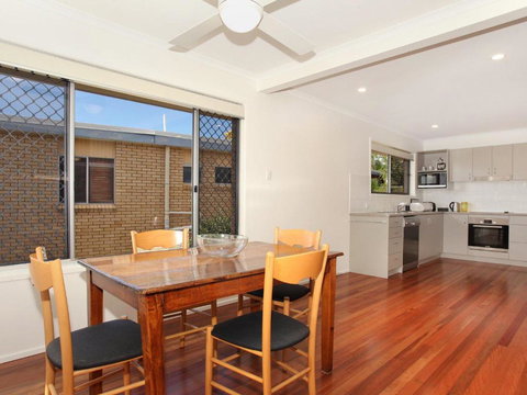 Oloway 40 2 BDRM Pet Friendly Budget Home - Local Tourism 6