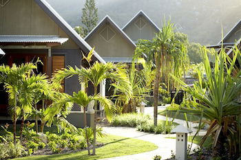 Pure Magnetic Villa 5 - Accommodation Australia 0