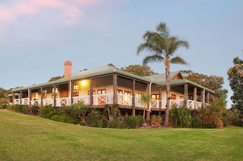 The Farmhouse Yallingup - Accommodation Australia 0