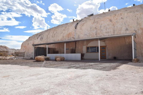 Dug Out B & B Apartments - Accommodation Australia 5