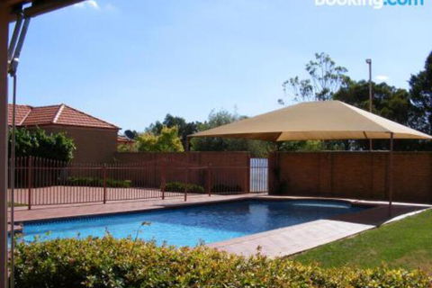 Fairways Bed & Breakfast At Jerilderie - Accommodation Australia 5