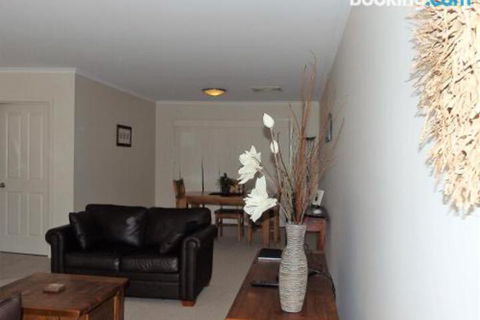 Fairways Bed & Breakfast At Jerilderie - Accommodation Australia 4