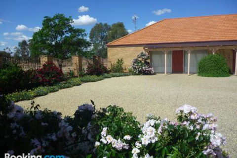 Fairways Bed & Breakfast At Jerilderie - Accommodation Australia 0