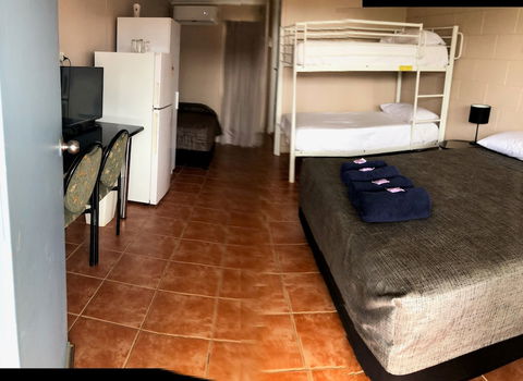 Childers Budget Accommodation - Local Tourism 4