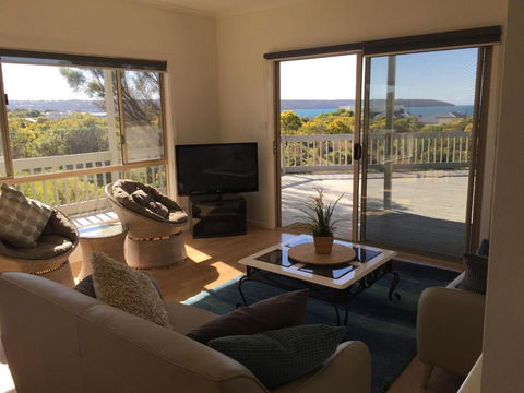 White Sands Holiday Retreat - Bed n Breakfasts 1