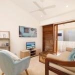2 Hale Lani - Accommodation Australia 0