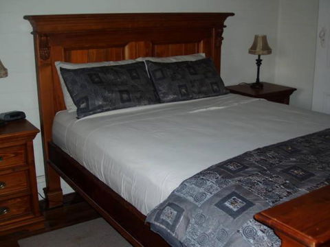 Tall Timbers Motel - Local Tourism 3