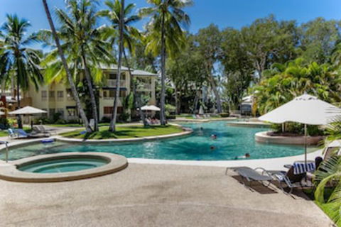 Amphora Resort Luxury Private Apartments - Bed n Breakfasts 0