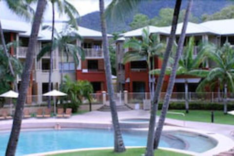 Amphora Resort Luxury Private Apartments - Bed n Breakfasts 4