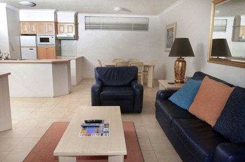 Anglesea Beachfront Court Holiday Units - Australia Shopping 6