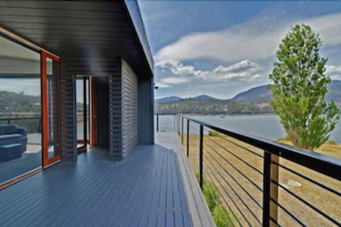 Amazing Unique Five-Star Waterfront Retreat - Australia Shopping 0