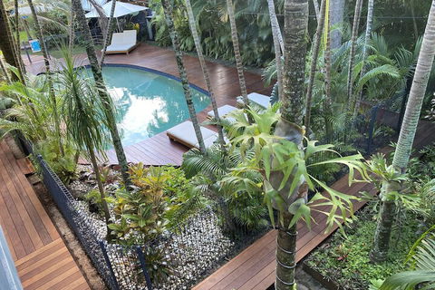 The Palms At Palm Cove - Bed n Breakfasts 7