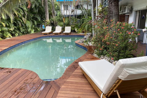 The Palms At Palm Cove - Bed n Breakfasts 6